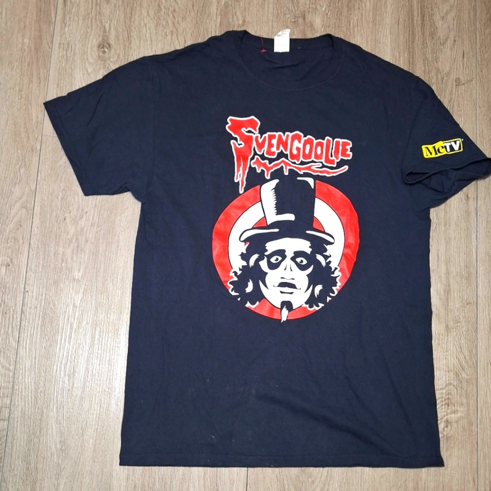 SvenGoolie T Shirt Mens Size Medium Me TV Offical Chicken Thrower